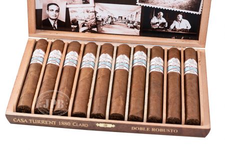 CASA TURRENT 1880 Claro Doble Robusto (10)